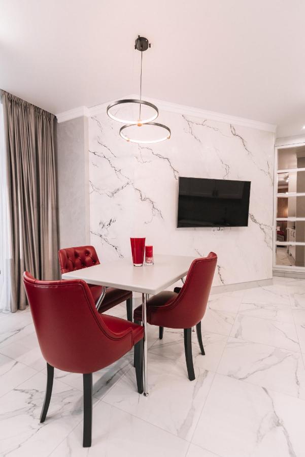 Royal Tower Vip Smart Apartments 4 Kiev Exteriör bild